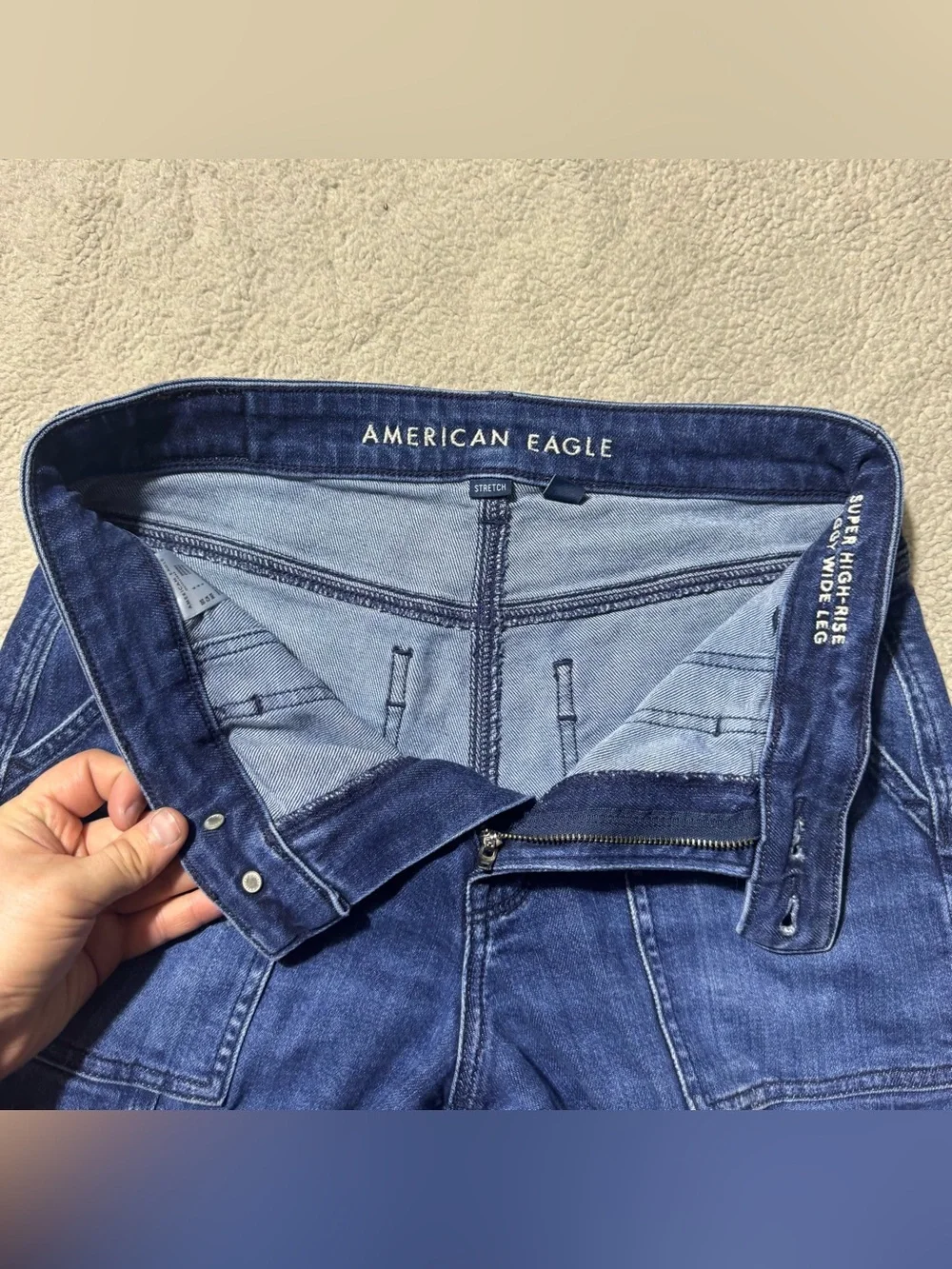 American Eagle Jeans Womens 4 Short Super High Rise Baggy Wide Leg Double Button